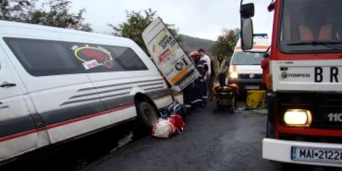 Bistriţa :  Update 2: Microbuzul răsturnat se deplasa spre Braşov