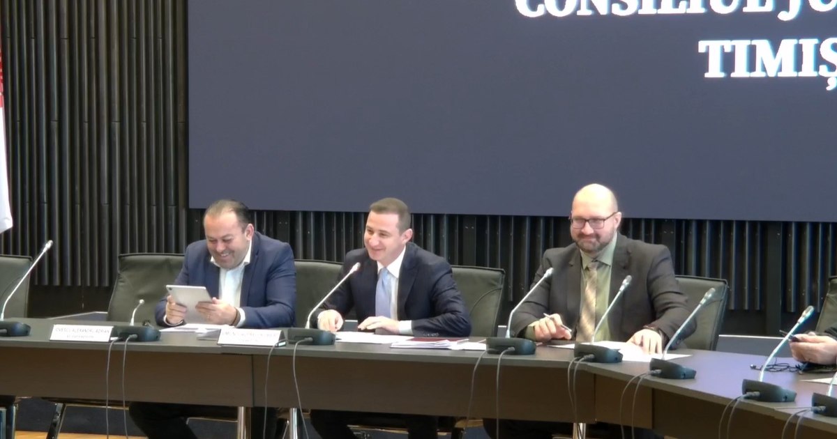Incident în ședința consiliului județean: consilieri s-au jignit reciproc cuvinte grele. Incident în ședința consiliului județean: consilieri s-au jignit reciproc cuvinte grele.