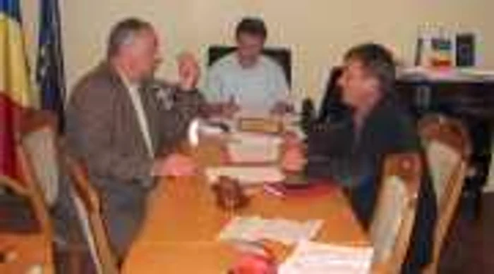 Primăriile din judeţ au ajuns la fundul sacului