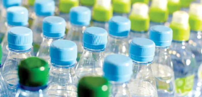 Pasagerii sunt nevoiţi să arunce toate recipientele cu lichide