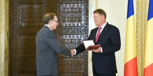 Klaus Iohannis si Alexander Vershbow FOTO Presidency.ro