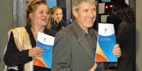 Mircea Diaconu şi-a angajat soţia, pe Diana Lupescu (stânga), ca regizor artistic la Teatrul ,,C.I. Nottara“