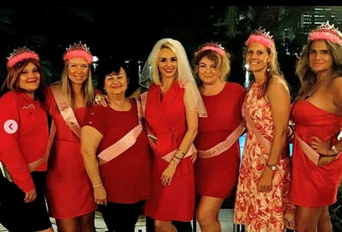 Catrinel Sandu și prietenele sale s-au distrat la petrecerea burlăcițelor Foto: Instagram