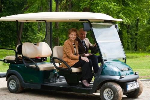 Margareta și Principele Radu la Săvârșin FOTO Daniel Angelescu, Casa Majestății Sale