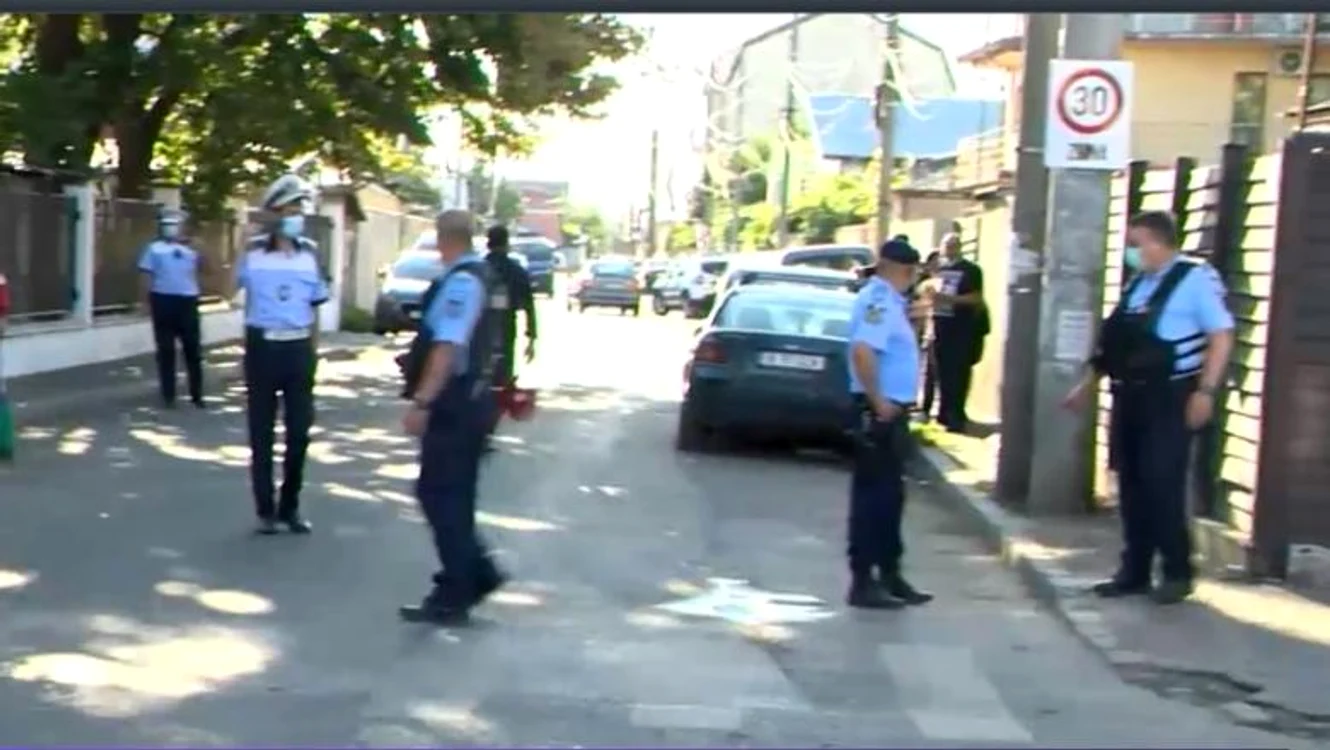 Zona este împânzită de poliție