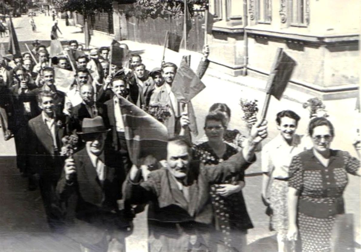 historia ro undefined jpeg