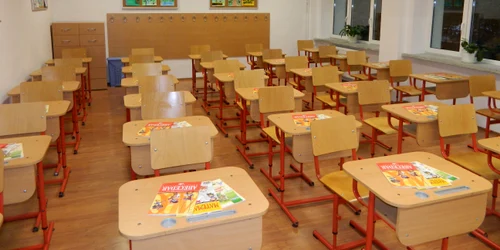 50 de şcoli au fost închise în Bucureşti jpeg