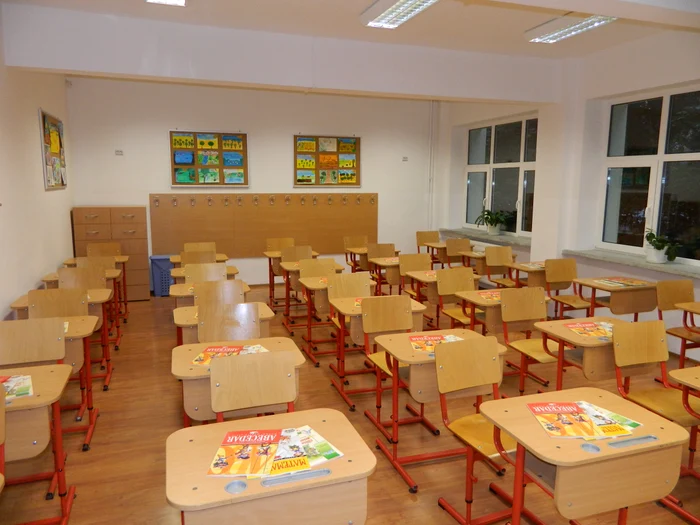 Şcolile din întreaga ţară vor fi închise vineri, 24 ianuarie