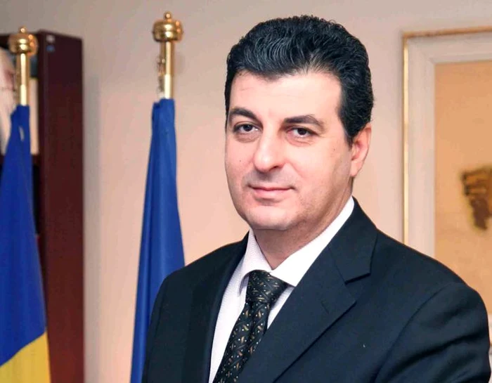 
    Mihnea MotocFoto: ue.mae.ro  