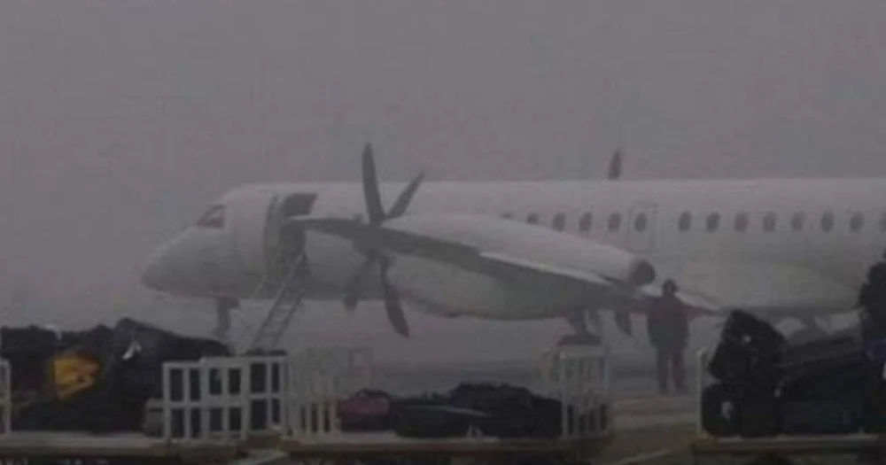 Fotbaliștii de la Sparta Praga și circa 300 de suporteri cehi, blocați pe Aeroportul Craiova. Ceața densă a dus la anularea mai multor zboruri