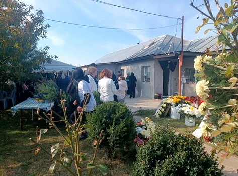 Tânăra este dusă astăzi pe ultimul drum. FOTO: Click!