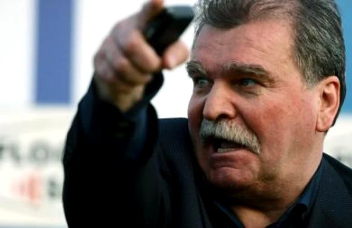 Dinu Gheorghe îi răspunde lui Gigi Becali