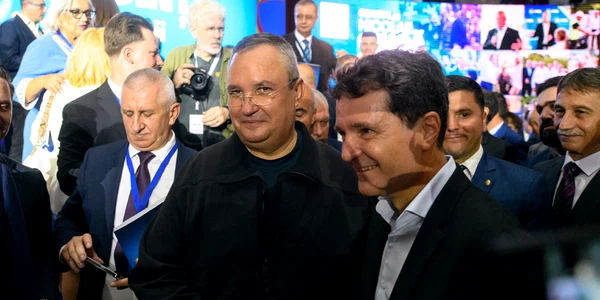 Nicolae Ciuca  Nicusor Dan Foto mediafax jpg