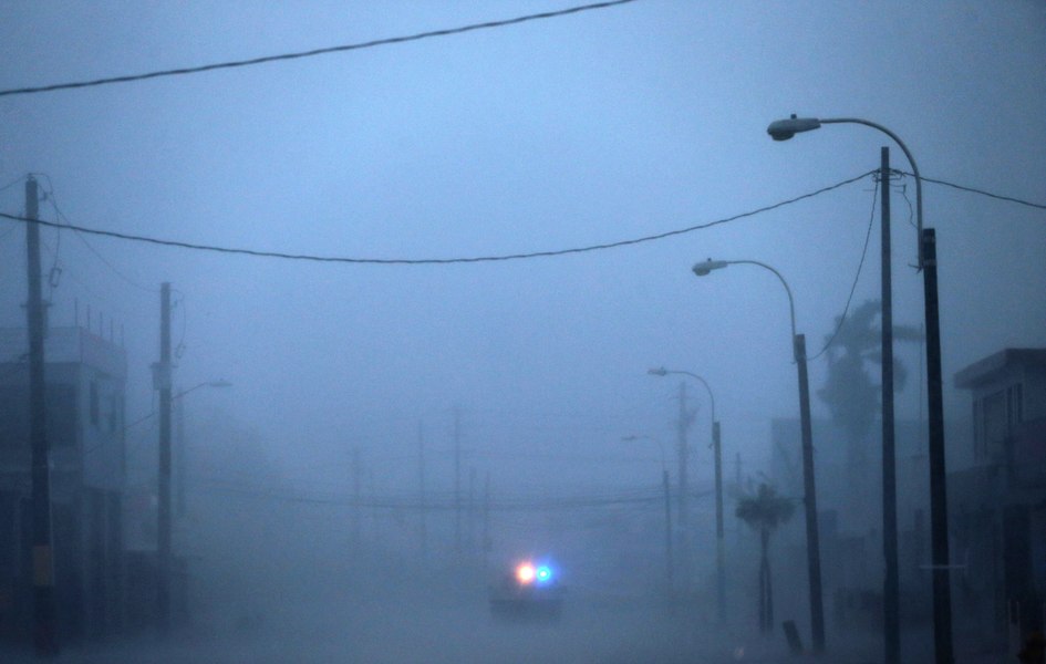 Locuitorii din Puerto Rico ar putea petrece Revelionul în beznă, după ce o avarie a lăsat 90% din insulă fără curent electric