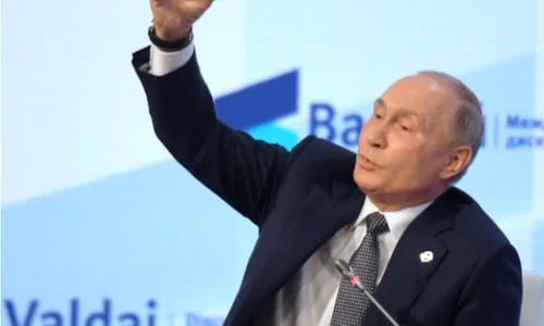 Vladimir Putin asigură fostele republici sovietice că Ucraina este o „excepţie deoarece se află sub control străin” png