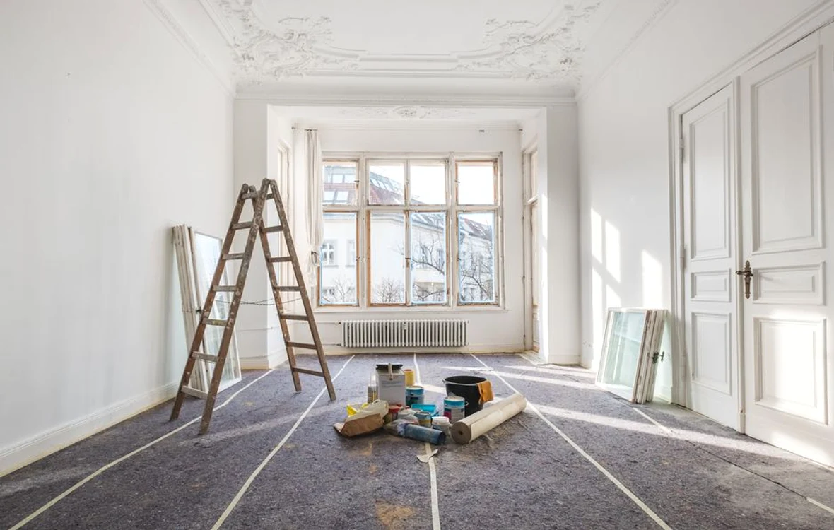 
    Descoperă toți pașii necesari pentru renovarea unei case vechifoto: Shutterstock  