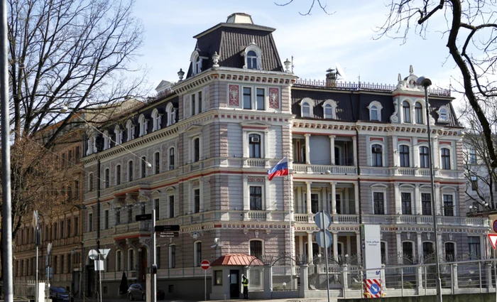 Ambasada rusă în Letonia Foto EPA EFE
