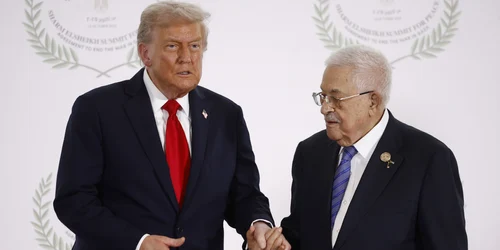 Donald Trump și Mahmoud Abbas la summitul de pace din Egipt FOTO EPA EFE jpg
