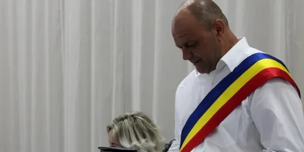 primar musetesti jpg
