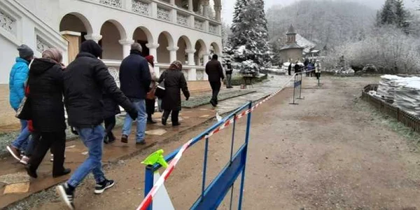 pelerinaj manastirea prislop foto daniel guta adevarul