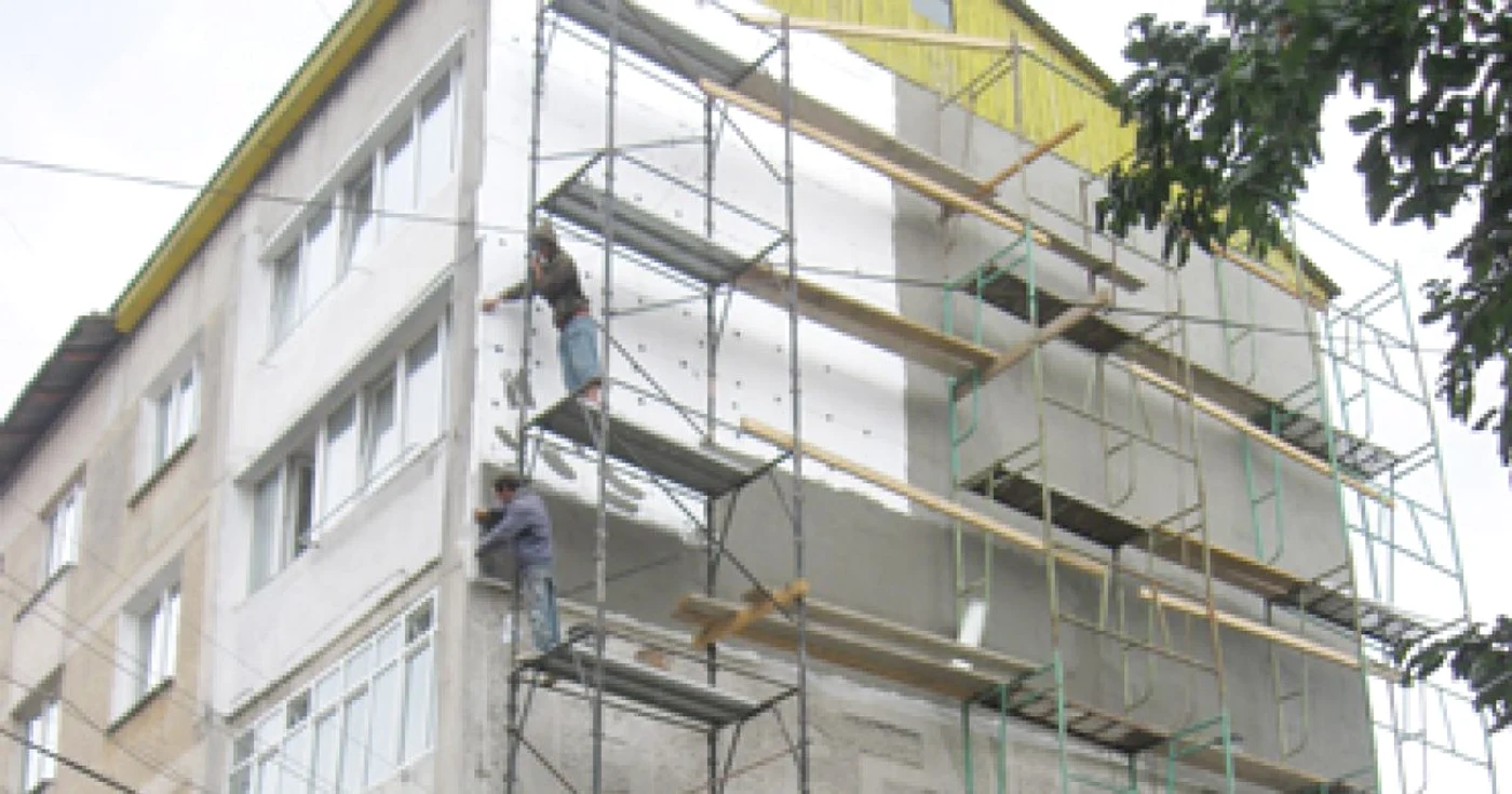 Neamt: Blocuri izolate pe cont propriu