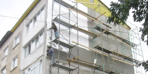 Neamt: Blocuri izolate pe cont propriu