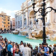 Turiști în Roma FOTO Shutterstock 