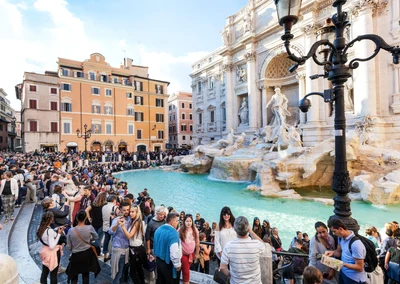 Turiști în Roma FOTO Shutterstock