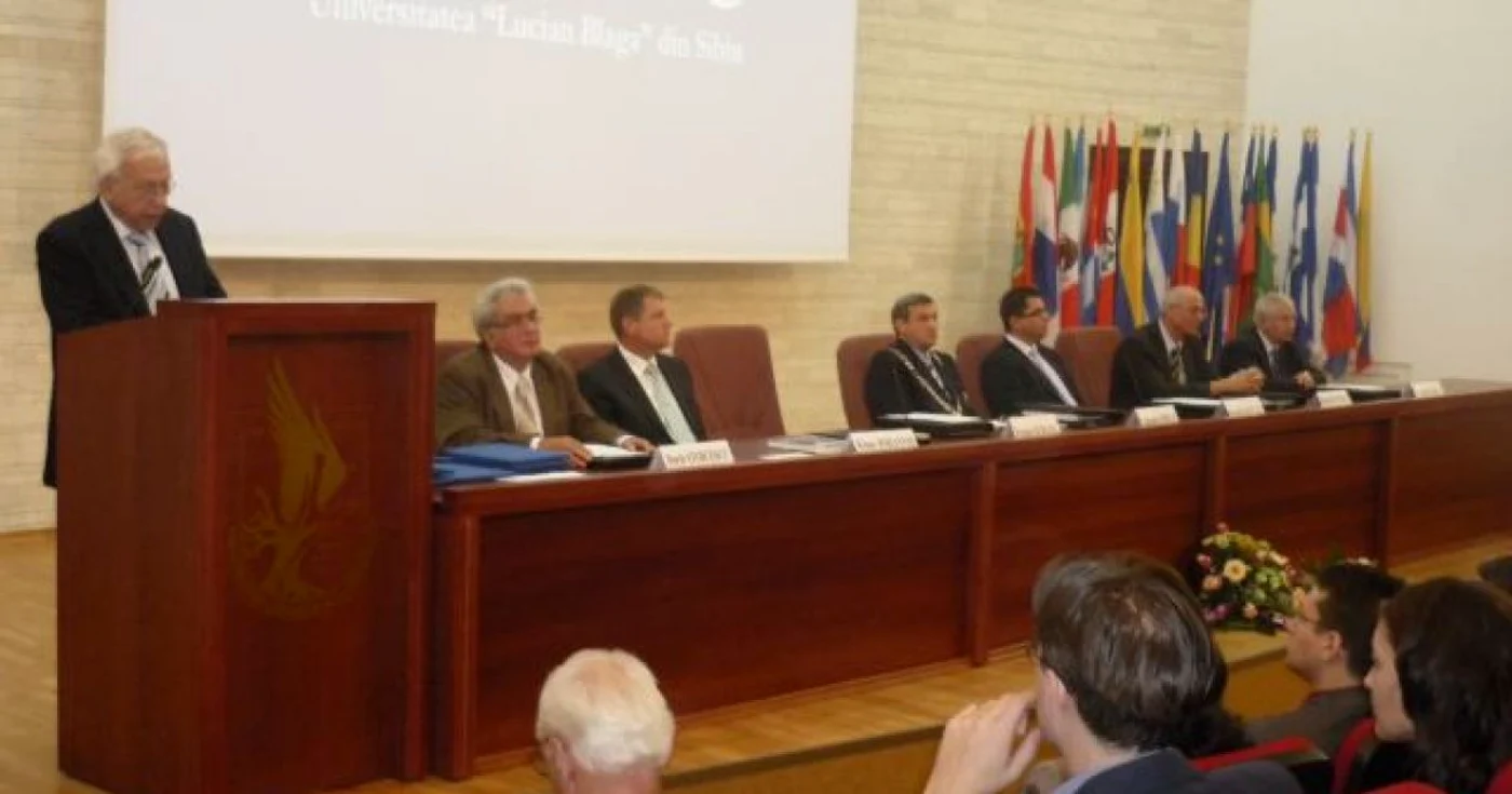 Luni s-a deschis anul universitar la Sibiu