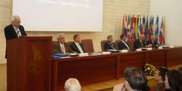 Luni s-a deschis anul universitar la Sibiu