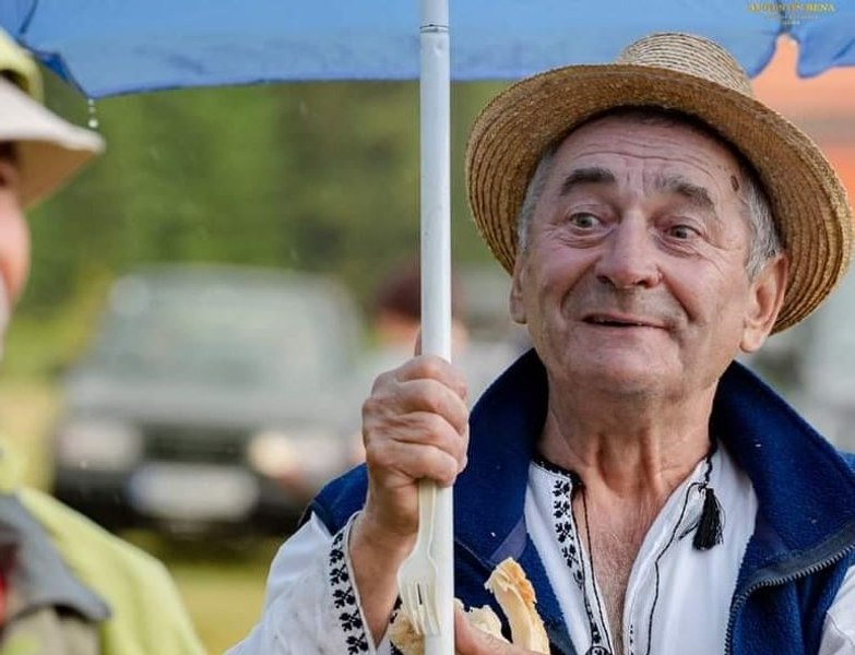 Nea’ Costică, fierarul unui sat din Ardeal, descris de un polițist-scriitor. „Făcea potcoave de rupeau pământu'n două“