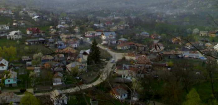 Vedere asupra comunei Bărbuleţu din judeţul Dâmboviţa FOTO panoramio.com