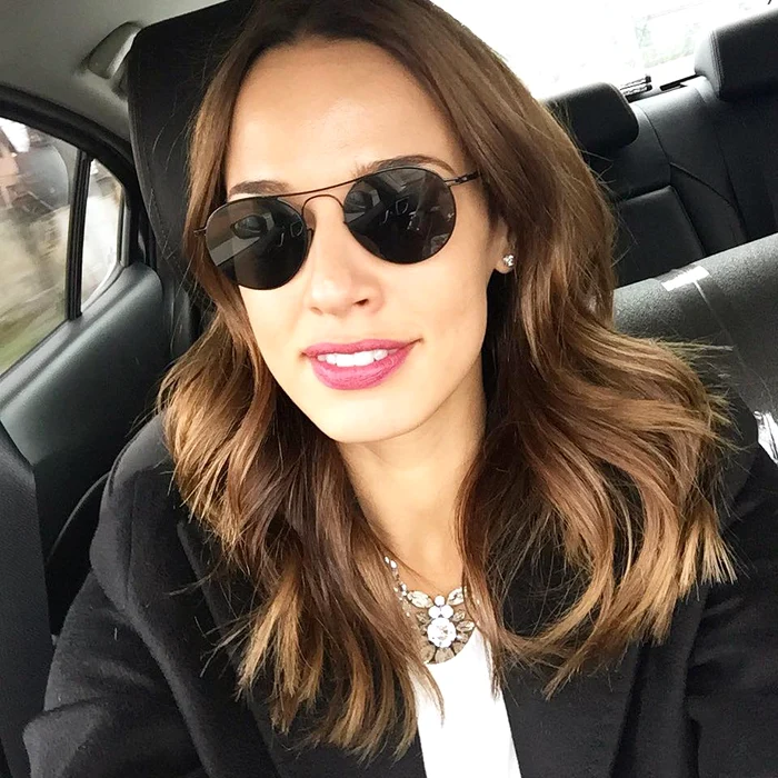 Andreea Raicu şi-a schimbat nunaţa părului