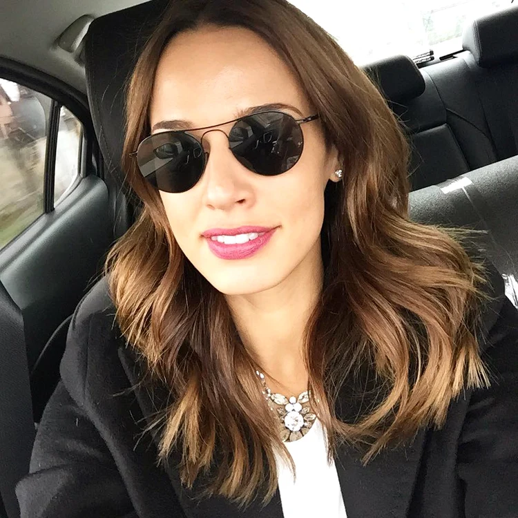 Andreea Raicu şi-a schimbat nunaţa părului