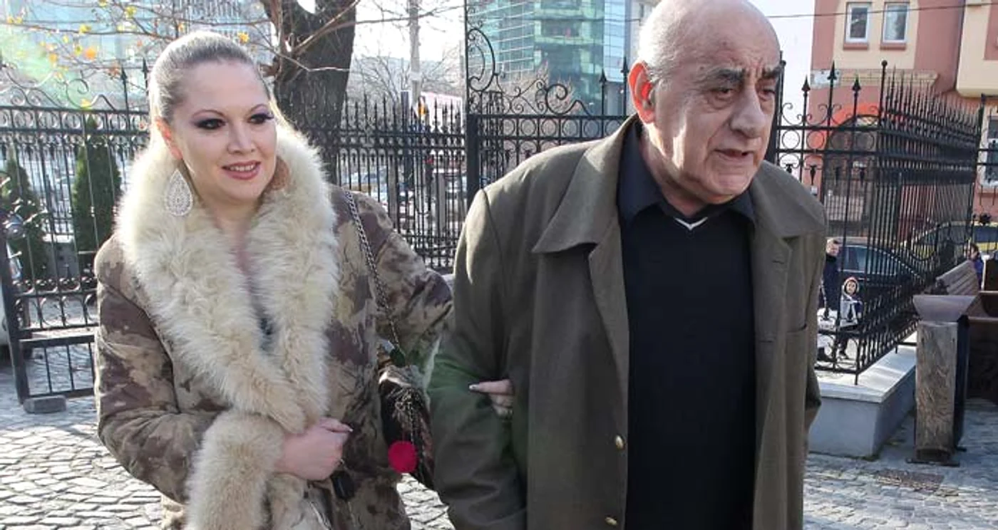 Oana Lis a venit însoţită de Viorel Lis Foto: Sever Gheorghe
