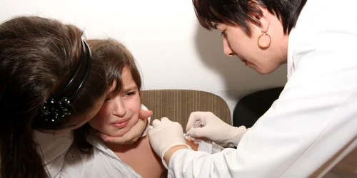 Singura contraindicaţie a vaccinului este alergia la ou