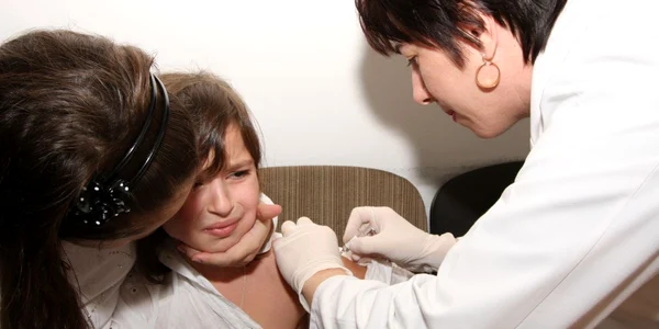 Singura contraindicaţie a vaccinului este alergia la ou