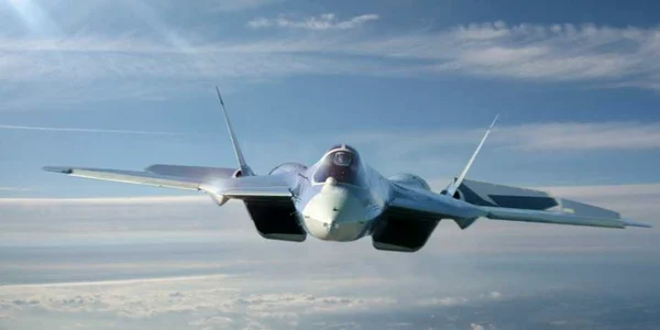Suhoi T-50 FOTO defenceaviation.com