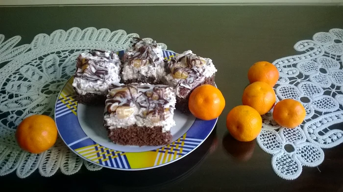 Prăjitură cu crema de iaurt şi clementine