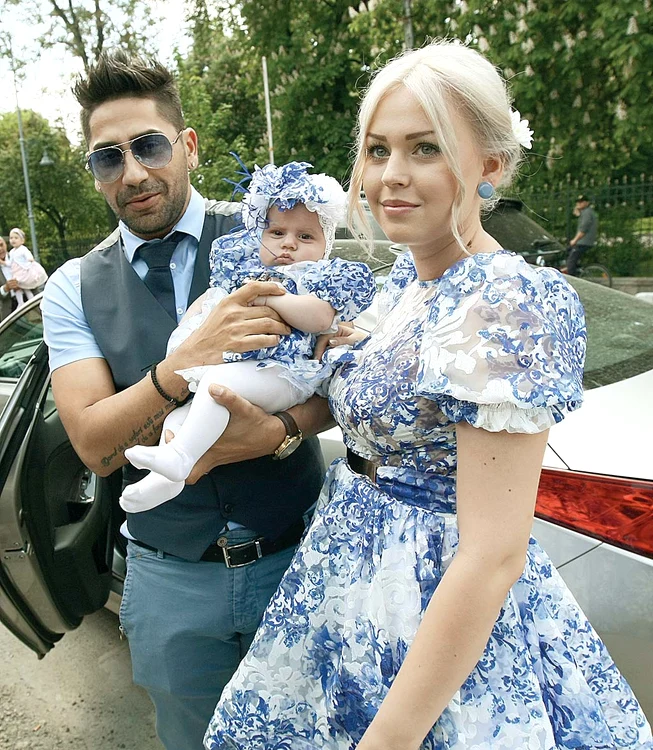 Connect-R şi Misha s-au căsătorit în iulie 2013 şi au împreună o fetiţă în vârstă de opt luni, MayaFOTO: DORIN CONSTANDA