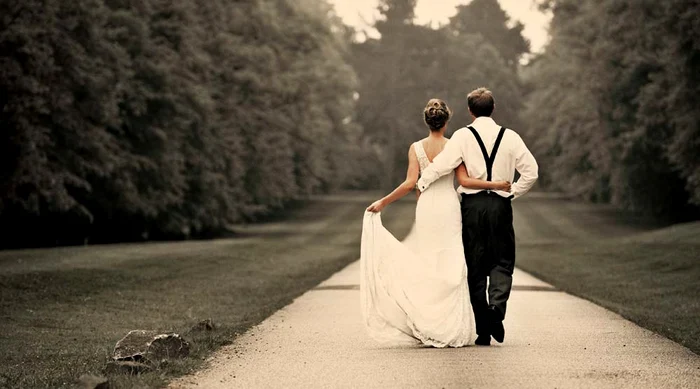 Tinerii au fost daţi în judecată după nunta din 2015