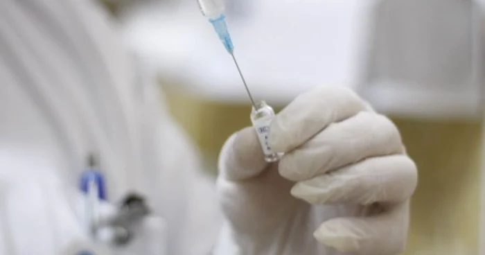 Vaccinul pandemic se poate face şi la parterul Spitalului Judeţean.