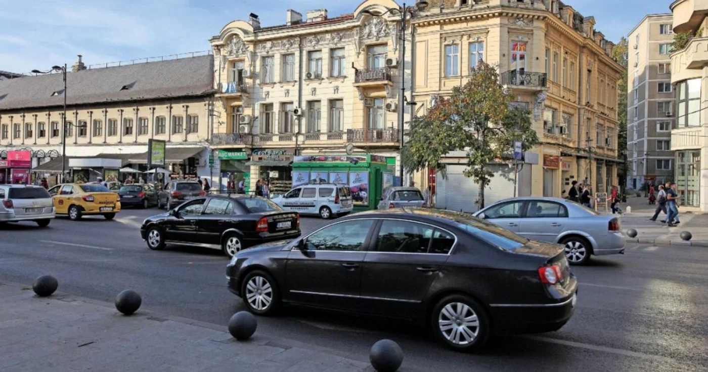 În weekend, cifrele care indică scăderea sunt şi mai mari, de 63% în zona centrală, 56% în zona de nord şi de 44% în zona de sud. FOTO Adevarul