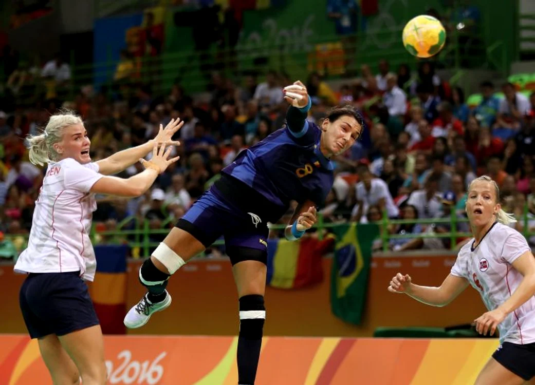 
    Cristina Neagu a jucat contra Norvegiei și la Jocurile Olimpice din 2016FOTO: Guliver/ Gettyimages  