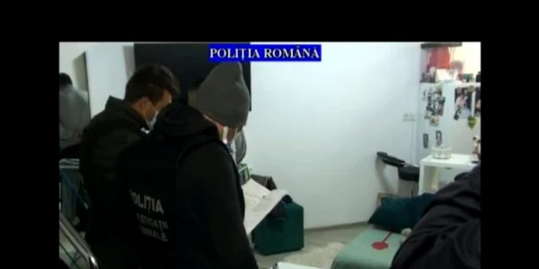 Liderii gruparii de falsificatori la chiuveta lasati liberi