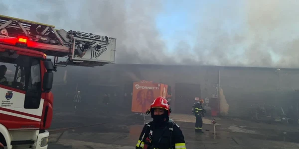 incendiu fabrica fornetti jpg