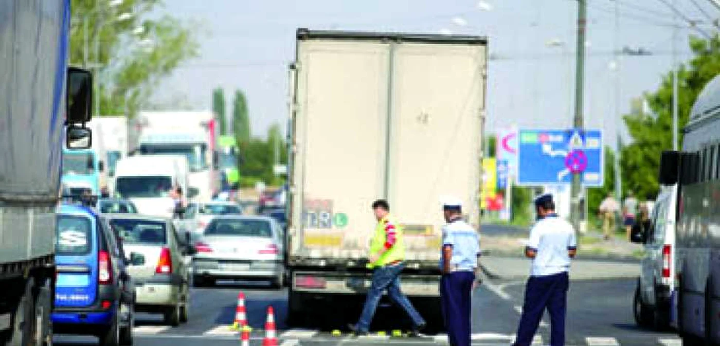 Timişoara: ORAŞUL PE SCURT / Studentă lovită de TIR