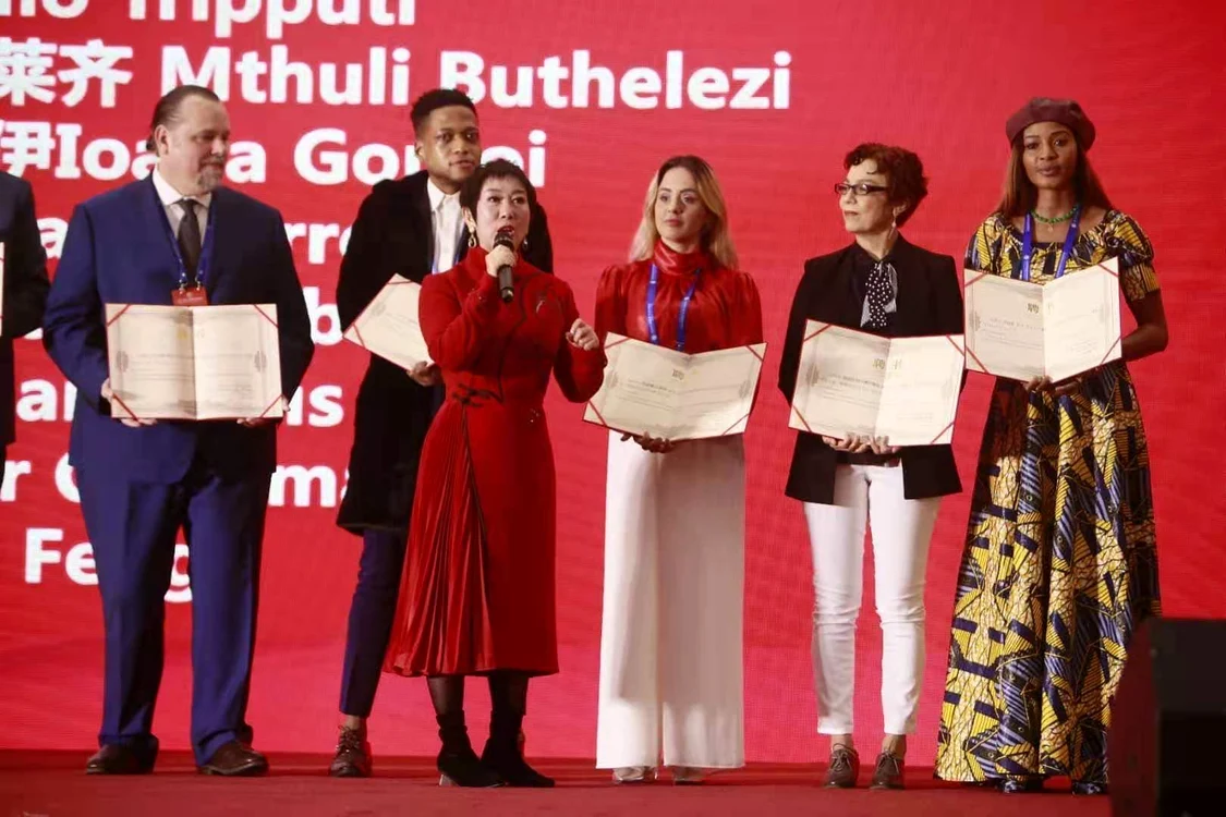 Ioana Gomoi s-a stabilit în China acum doi ani