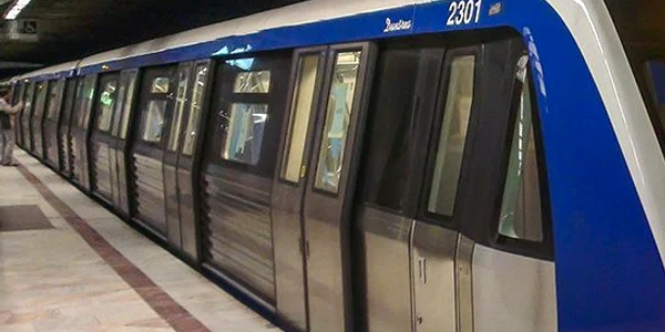 metrou tren jpeg
