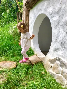 Oana Turcescu fetita Vera Ilinca (1) jpeg